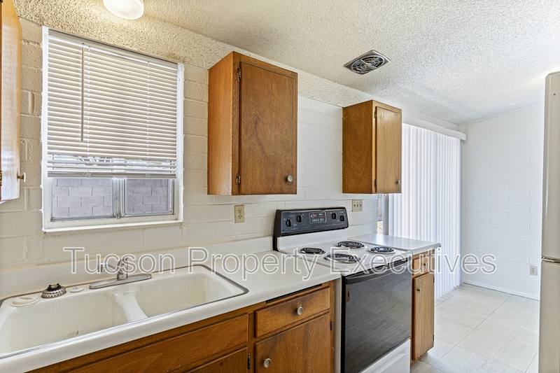 Townhouse for rent at 4246 E Pima St #D, Tucson, AZ 85712