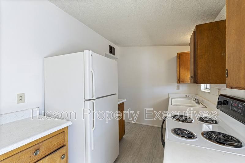 Townhouse for rent at 4246 E Pima St #D, Tucson, AZ 85712