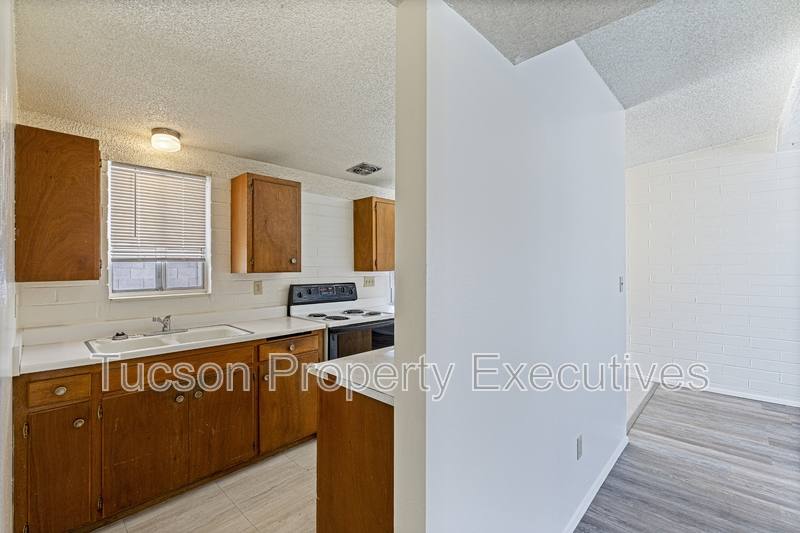 Townhouse for rent at 4246 E Pima St #D, Tucson, AZ 85712