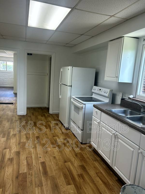 Apartment for rent at 2428 Woodstock Ave - 1st Floor, Pittsburgh, PA 15218