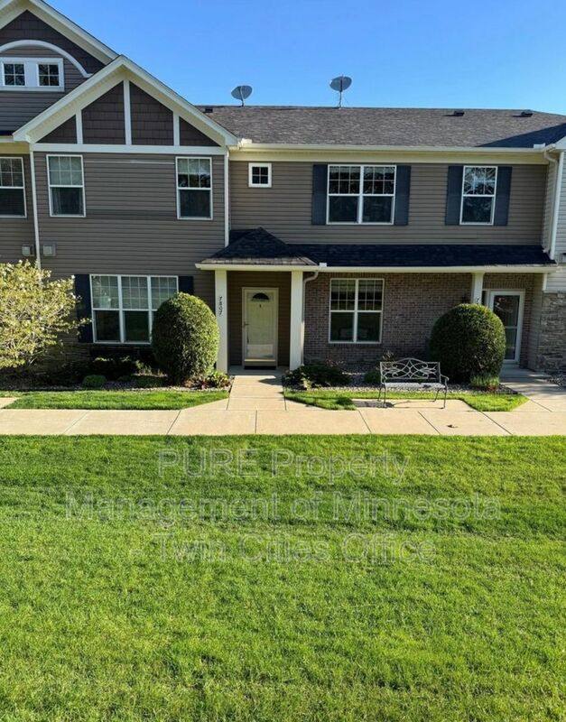Townhouse for rent at 7807 Madelyn Creek Dr, Victoria, MN 55386