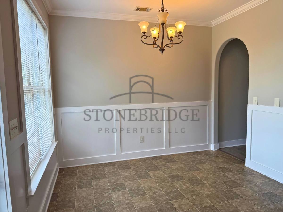Townhouse for rent at 699 The Heights Lane, Calera, AL 35040