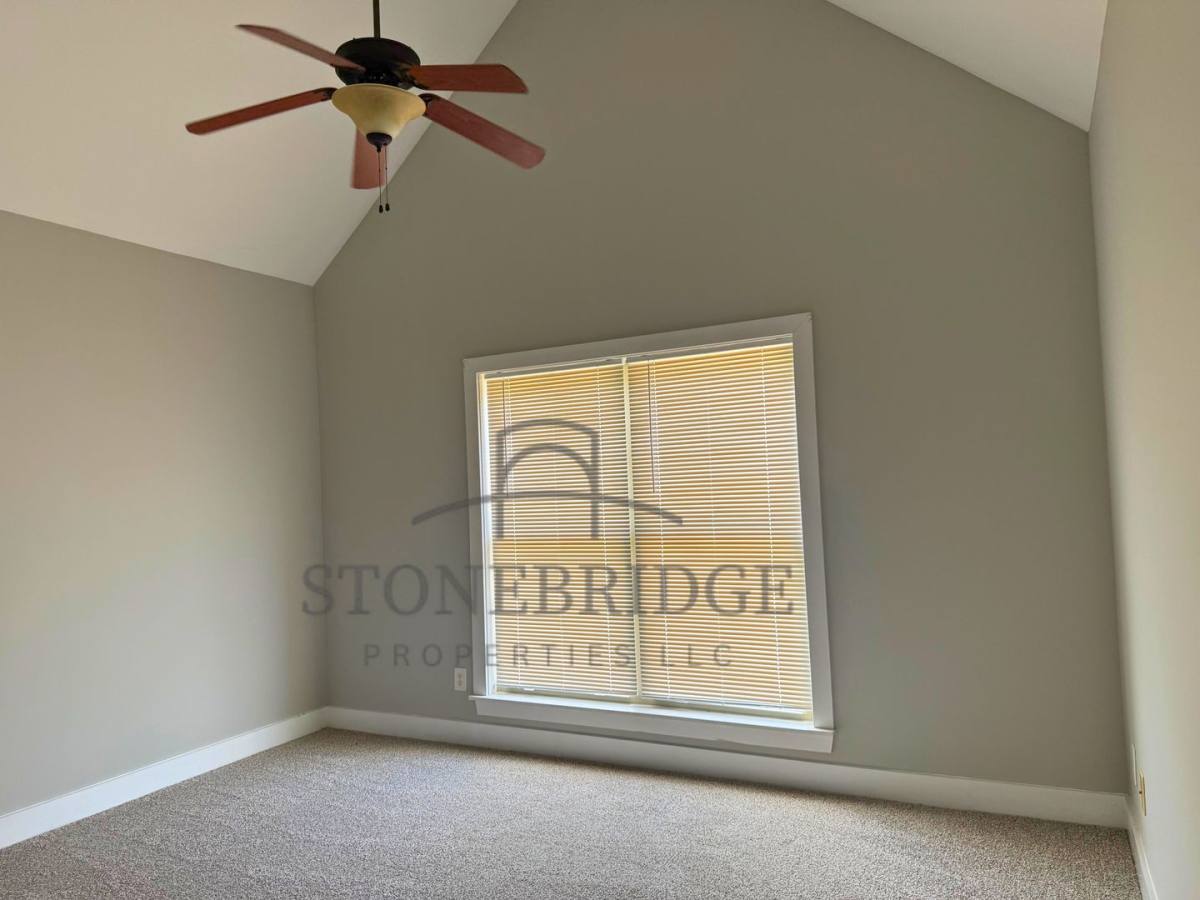 Townhouse for rent at 699 The Heights Lane, Calera, AL 35040