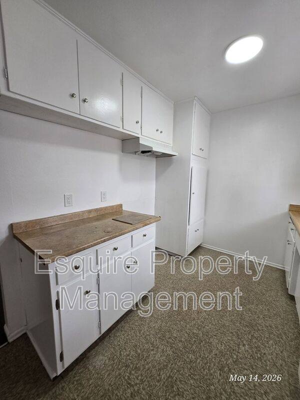 Apartment for rent at 2056 N Ventura Rd #3, Oxnard, CA 93036