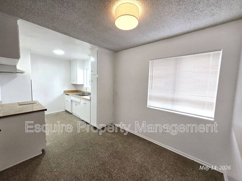 Apartment for rent at 2056 N Ventura Rd #3, Oxnard, CA 93036