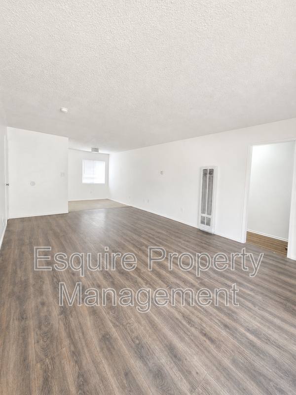 Apartment for rent at 2056 N Ventura Rd #3, Oxnard, CA 93036