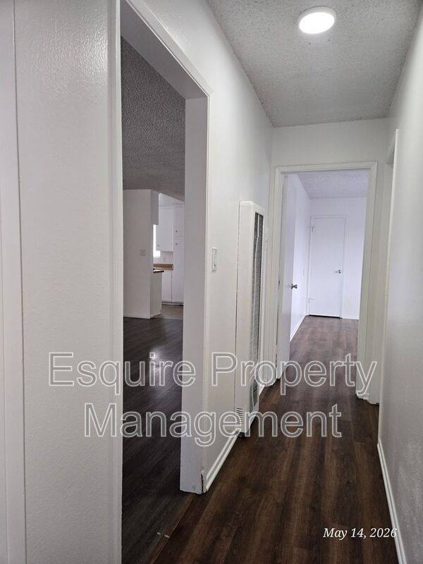 Apartment for rent at 2056 N Ventura Rd #3, Oxnard, CA 93036