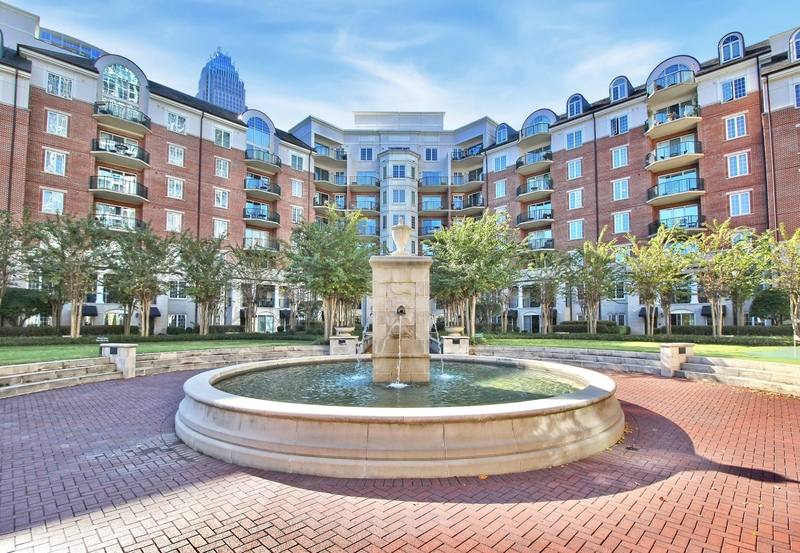 Condo for rent at 300 W 5th St #237-1, Charlotte, NC 28202