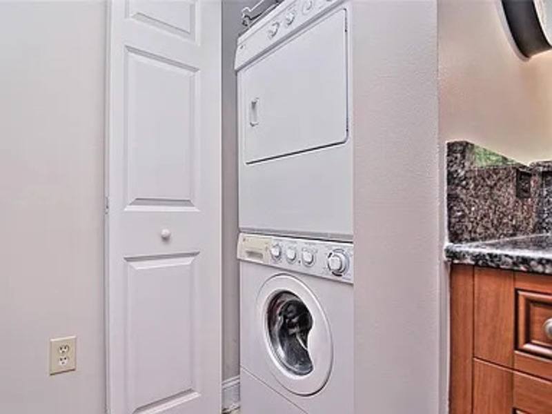 Condo for rent at 300 W 5th St #237-1, Charlotte, NC 28202