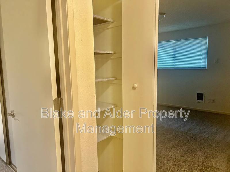 Townhouse for rent at 4103 NE Killingsworth St, Portland, OR 97211