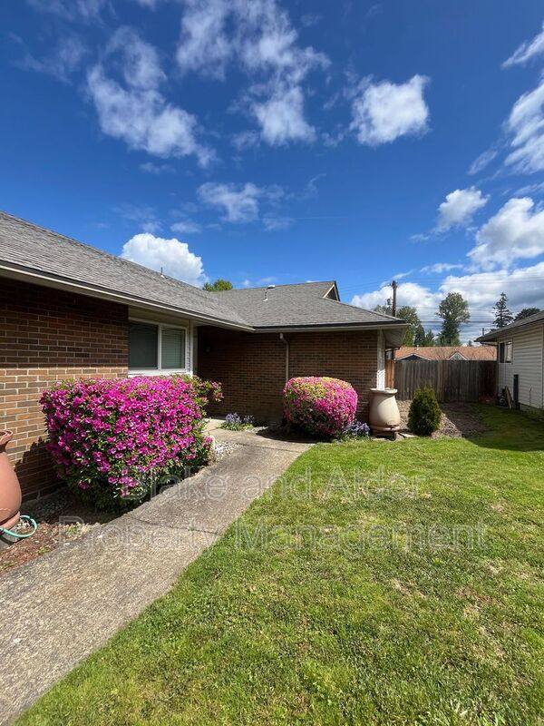 House for rent at 5531 SW Lombard Ave, Beaverton, OR 97005