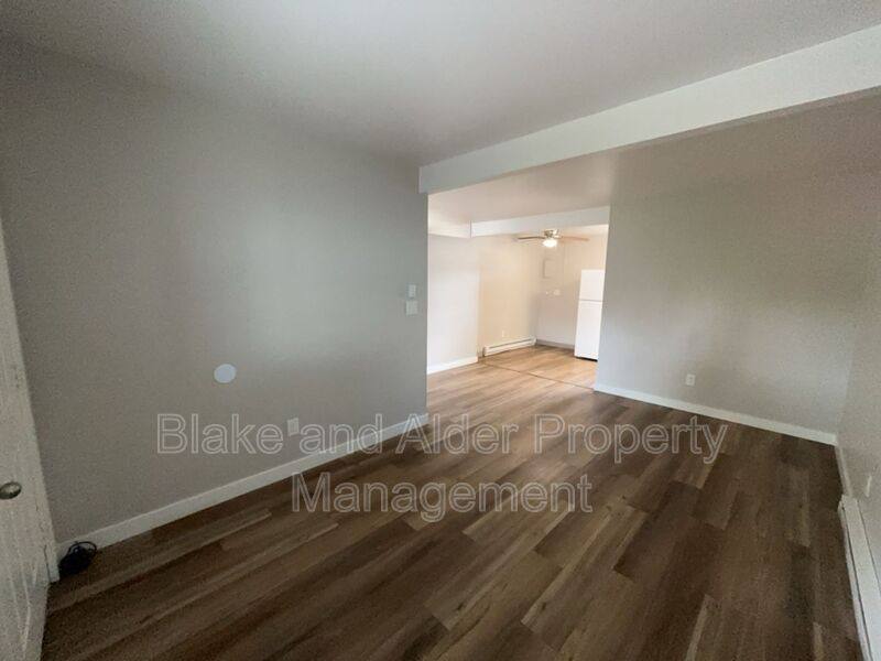Apartment for rent at 5950 SW Hall Blvd #211, Beaverton, OR 97005