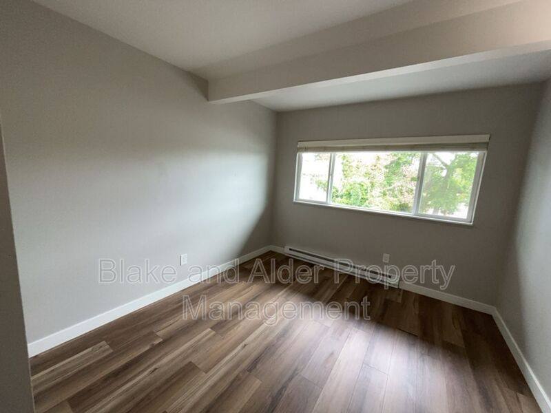 Apartment for rent at 5950 SW Hall Blvd #211, Beaverton, OR 97005