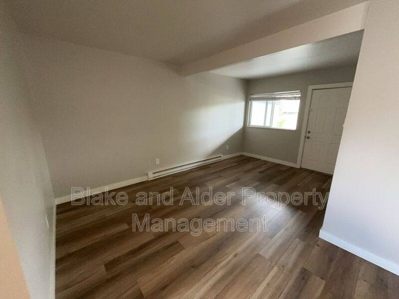 Apartment for rent at 5950 SW Hall Blvd #211, Beaverton, OR 97005