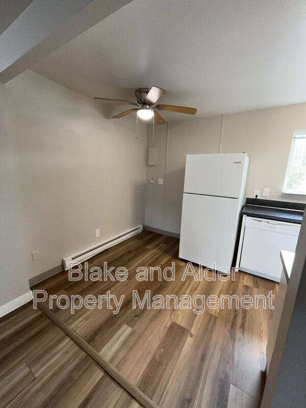 Apartment for rent at 5950 SW Hall Blvd #211, Beaverton, OR 97005