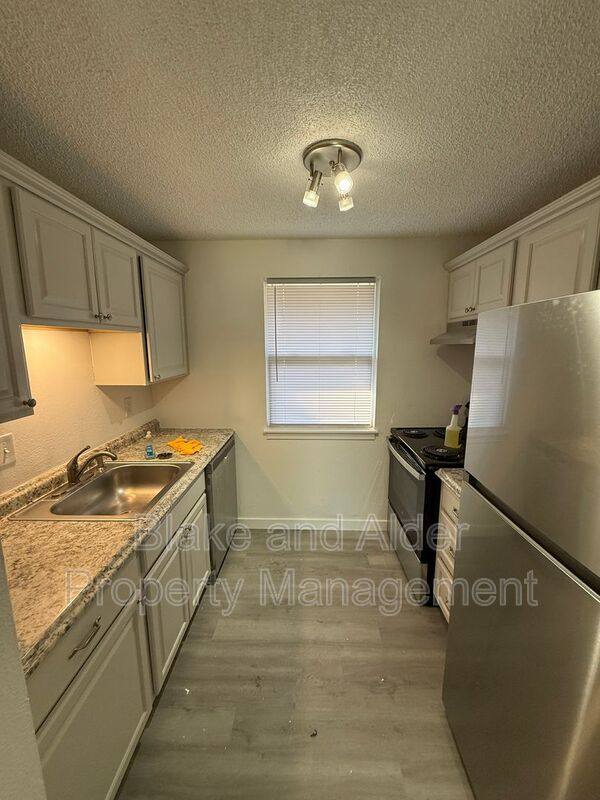 Apartment for rent at 3805 NE 152nd Ave, Portland, OR 97230