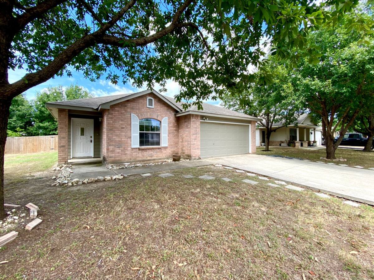 House for rent at 16511 Caballo Valley, Schertz, TX 78154