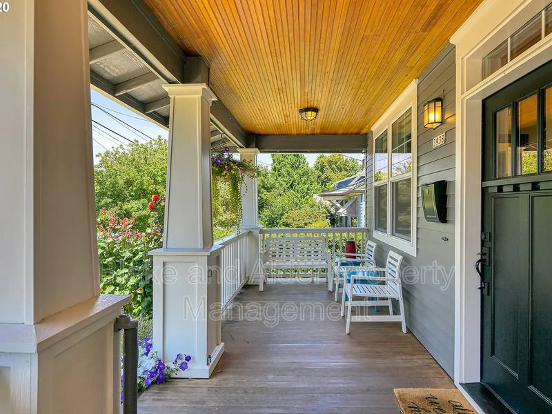 House for rent at 3938 NE 66th Ave, Portland, OR 97213