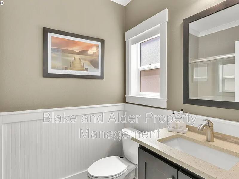 House for rent at 3938 NE 66th Ave, Portland, OR 97213
