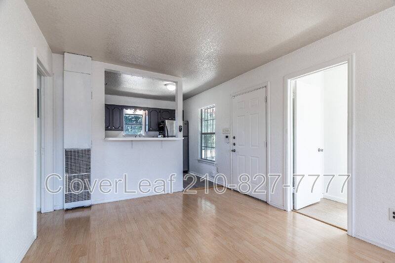 Apartment for rent at 317 Kashmuir Place #3, San Antonio, TX 78223