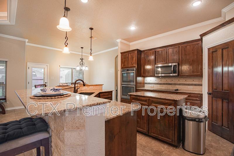 House for rent at 2040 Chinquapin Lane, Harker Heights, TX 76548