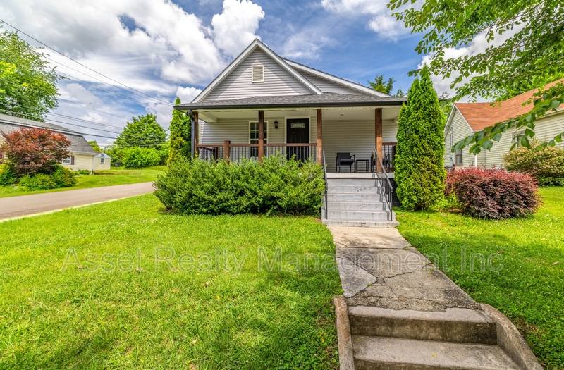 House for rent at 301 E Quincy Ave, Knoxville, TN 37917