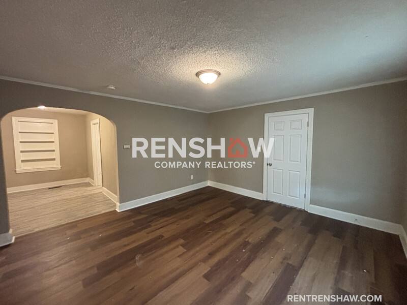 House for rent at 2458 Whitney Ave, Memphis, TN 38127