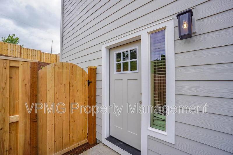Townhouse for rent at 2347 E Otter Loop #A, La Center, WA 98629