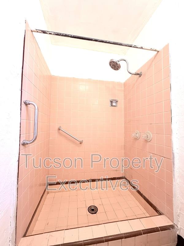 Apartment for rent at 1435 E Benson Highway 7, Tucson, AZ 85714