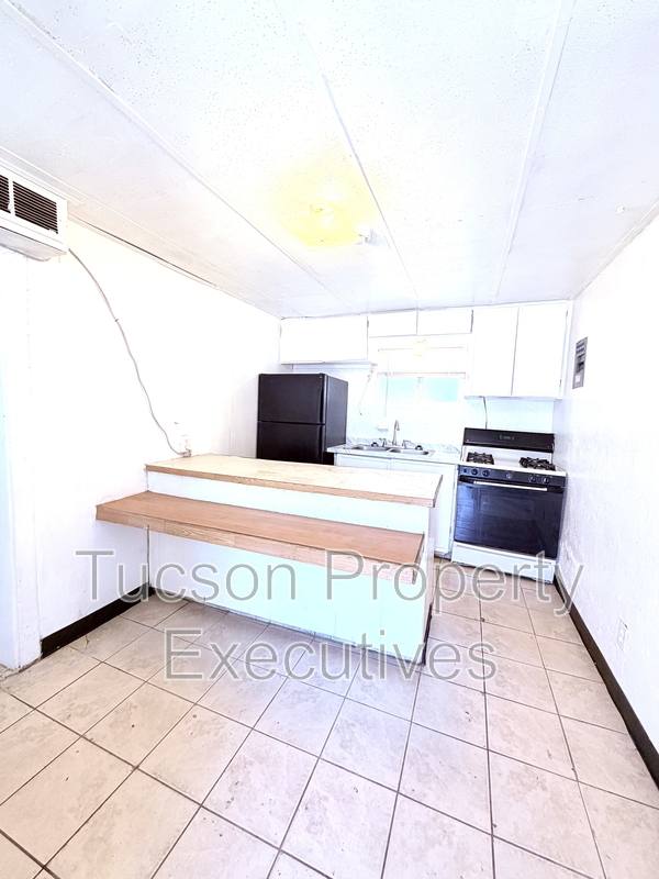 Apartment for rent at 1435 E Benson Highway 7, Tucson, AZ 85714