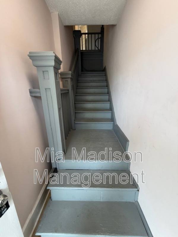 Apartment for rent at 513 W 35th St #B, Savannah, GA 31415