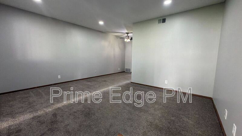 Apartment for rent at 4520 Calvert St, Lincoln, NE 68505