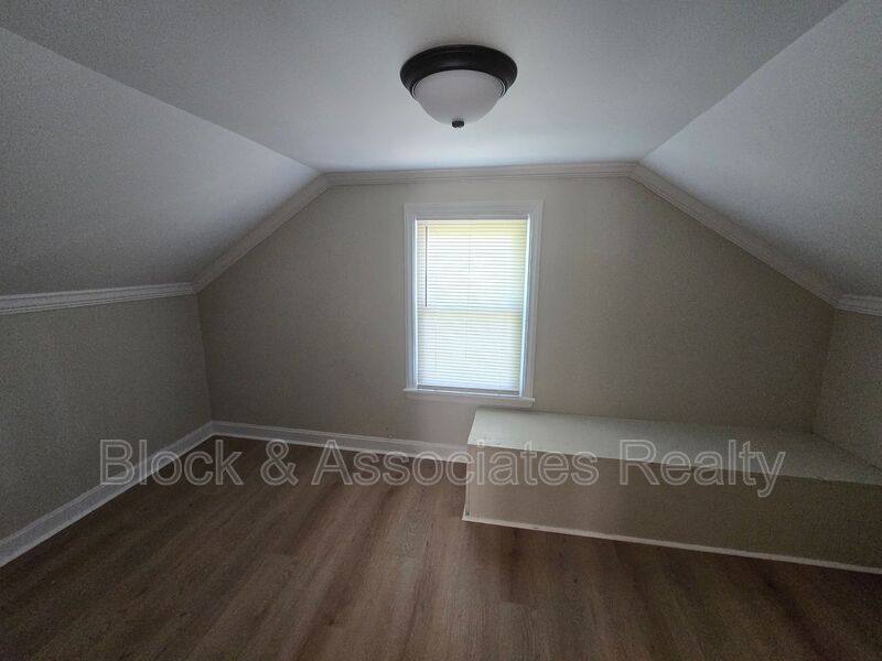 House for rent at 330 Stratford Rd, High Point, NC 27263