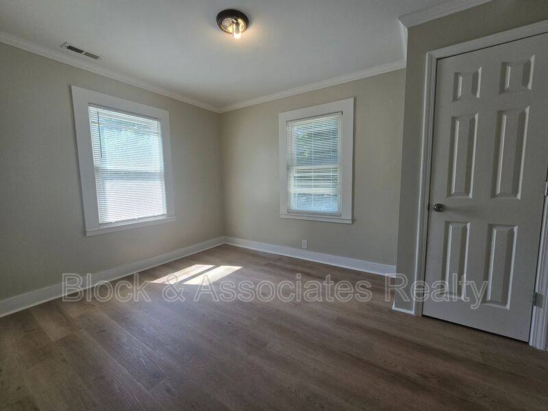 House for rent at 330 Stratford Rd, High Point, NC 27263