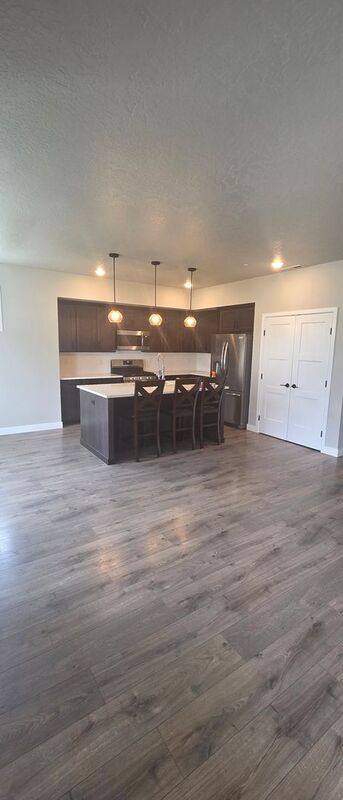 House for rent at 4725 Roark Dr, Richland, WA 99352