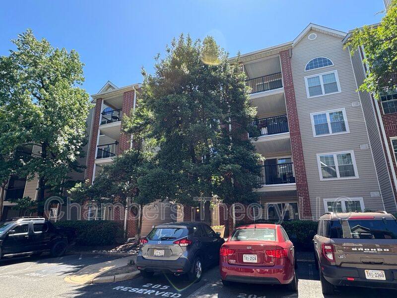 Apartment for rent at 3311 Wyndham Circle #4197, Alexandria, VA 22302