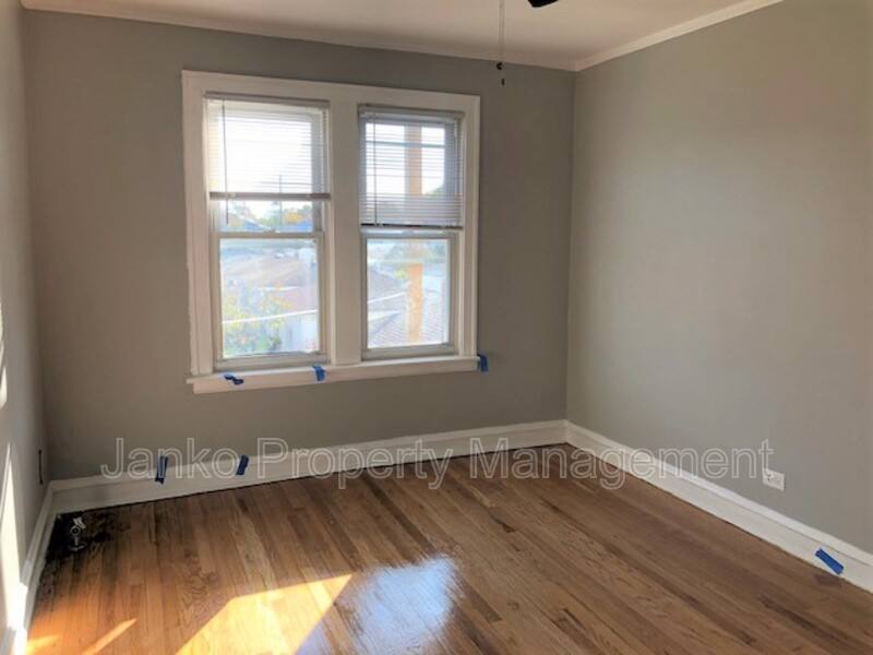 Apartment for rent at 2907 W 56th St #2, Chicago, IL 60629