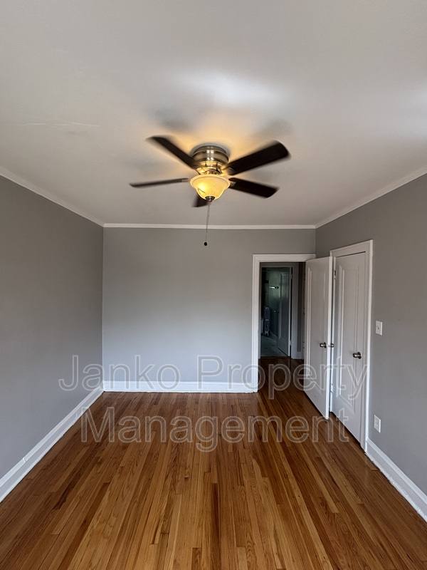 Apartment for rent at 2907 W 56th St #2, Chicago, IL 60629