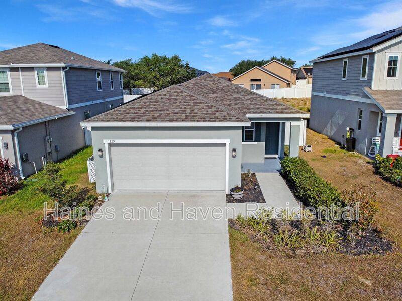 House for rent at 1229 Forest Gate Circle, Haines City, FL 33844