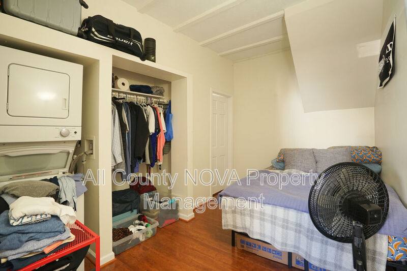 Townhouse for rent at 1224 Prince St #1, Alexandria, VA 22314