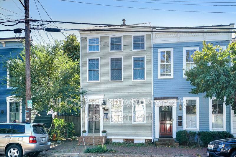 Townhouse for rent at 1224 Prince St #1, Alexandria, VA 22314