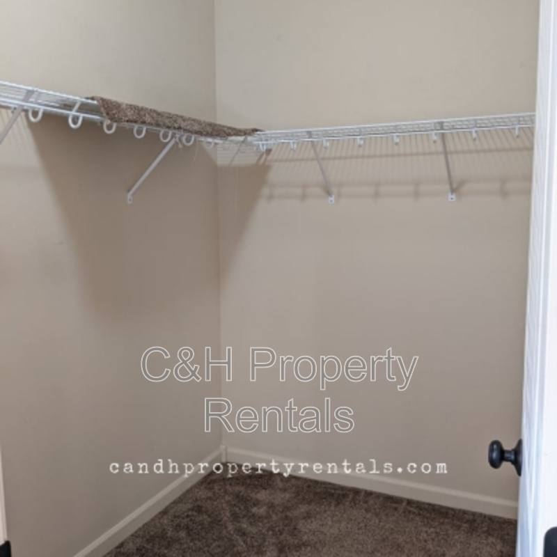 Townhouse for rent at 629 Presidents Place #1, Billings, MT 59105