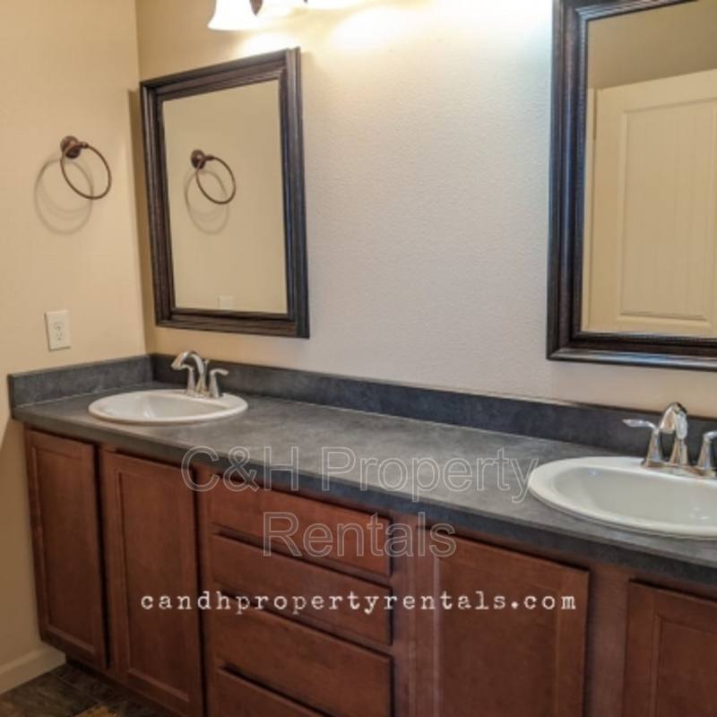 Townhouse for rent at 629 Presidents Place #1, Billings, MT 59105