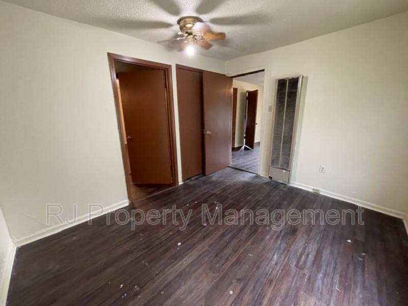House for rent at 3831 Egypt Central Rd, Memphis, TN 38128