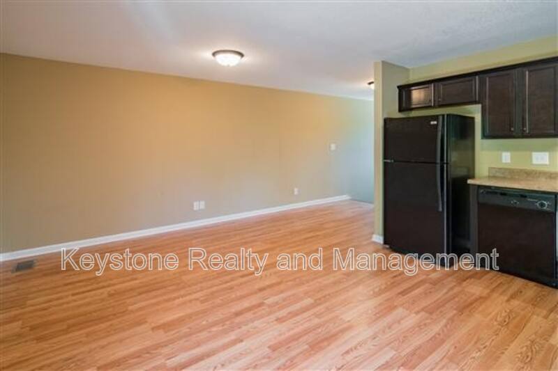 Townhouse for rent at 1721 Thistlewood Dr, Clarksville, TN 37042