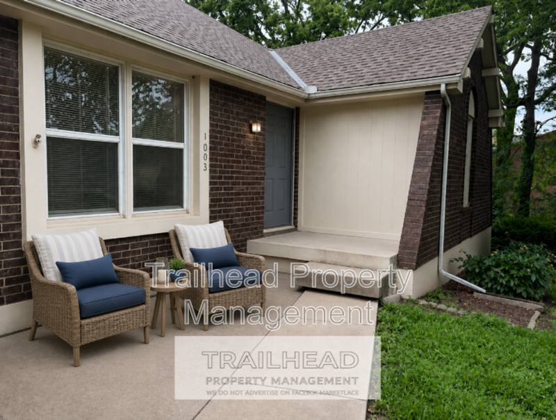 House for rent at 1003 NW 12th St, Blue Springs, MO 64015