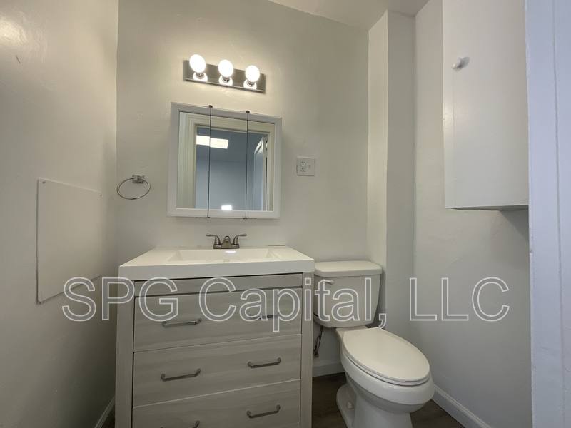 Apartment for rent at 834 E Philadelphia St #3, York, PA 17403