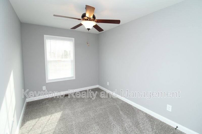 Townhouse for rent at 1725 Manning Dr #3, Clarksville, TN 37042