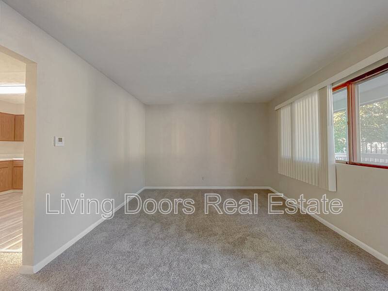 Apartment for rent at 4715 Gladstone St, Lincoln, NE 68504