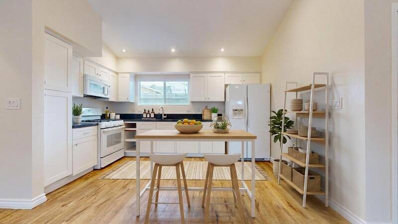Apartment for rent at 1025-1027 W 46th St, Los Angeles, CA 90037